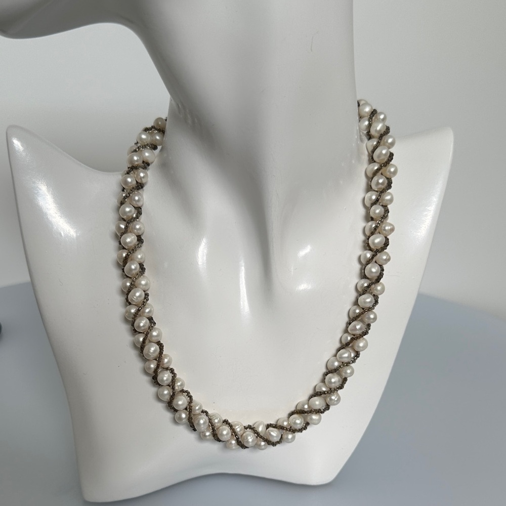 Elegant 925 sterling silver Pearl Twist Necklace